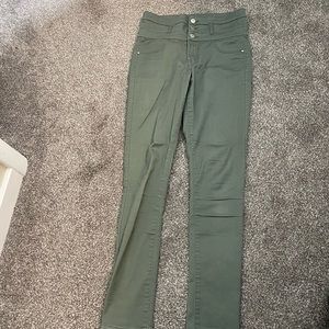Olive Green High Wasted Jegging Pants